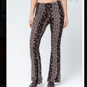 Sky & Sparrow Flare Pants